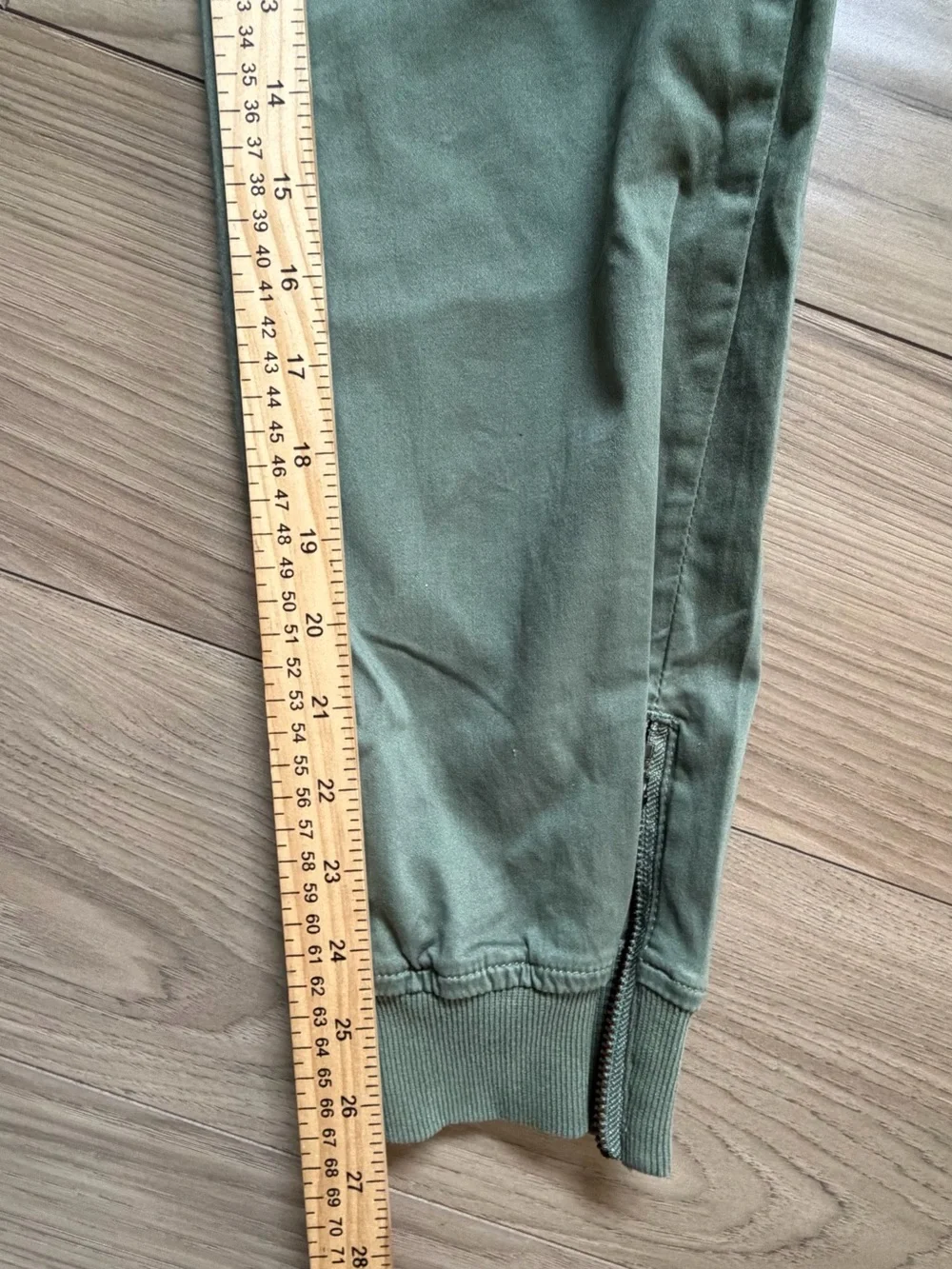 NWT Kut from the Kloth Wonens Herb Green Chris High Rise Jogger Pant Sz 4 - Picture 8 of 8